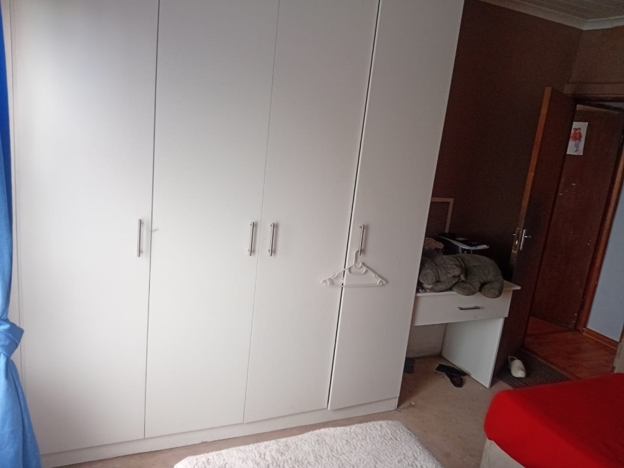 4 Bedroom Property for Sale in Kwanonqaba Western Cape